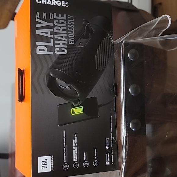 JBL SOLD - Picture 2 of 3